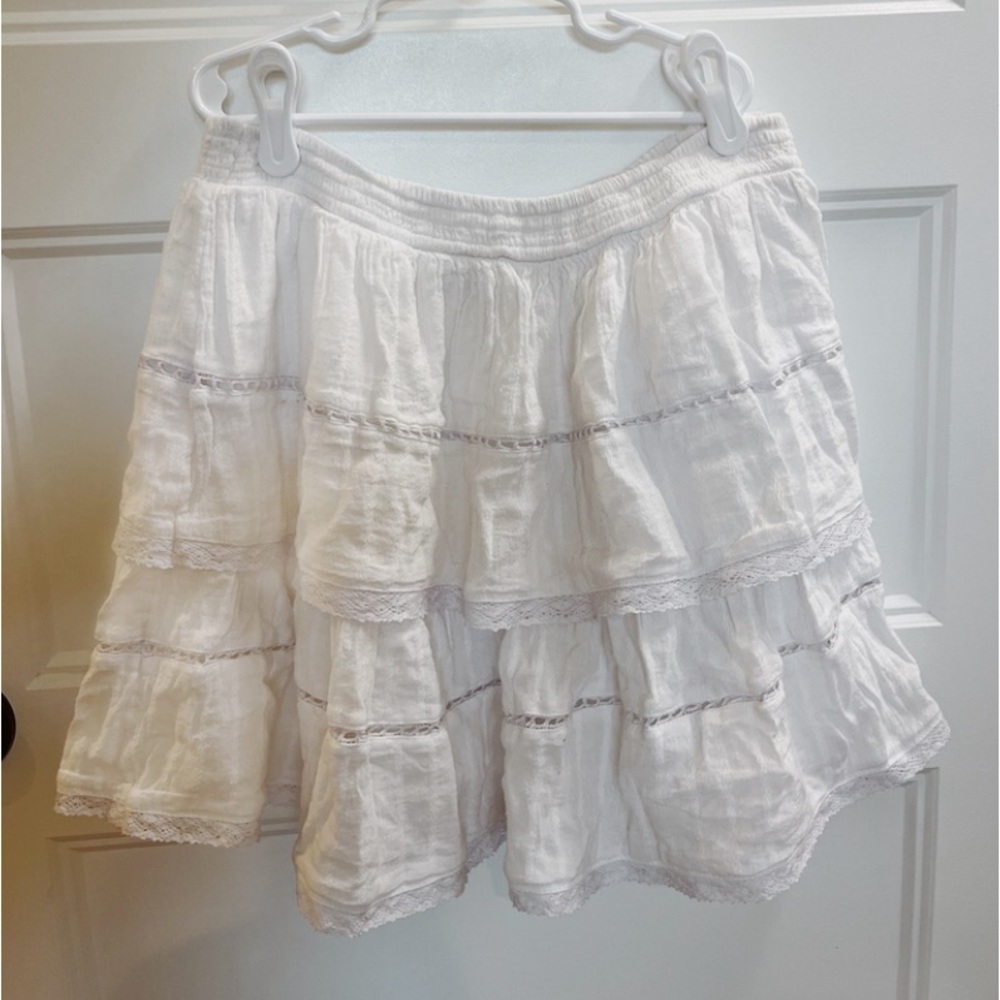 AERIE white ruffle skirt